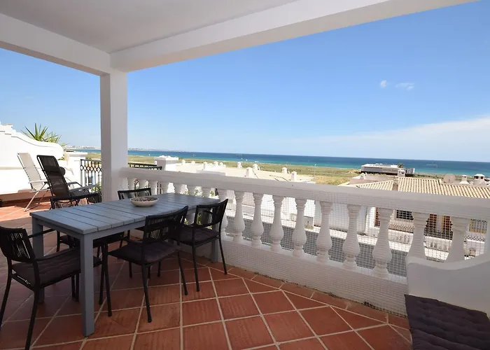 Luxurious Apartment In Lagos With Private Terrace